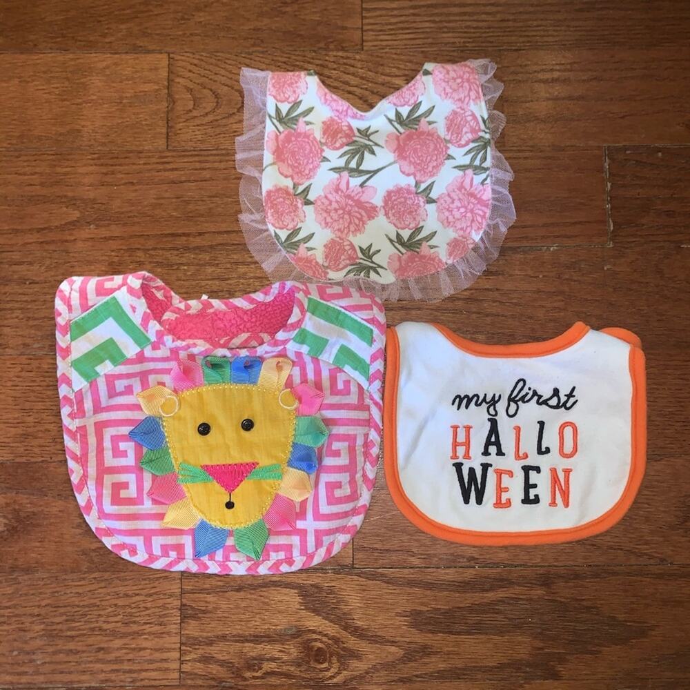 Baby Bib lot - mud pie Taggies My First Halloween